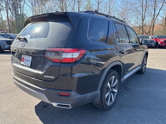 Used 2023 Honda Pilot Touring image 5
