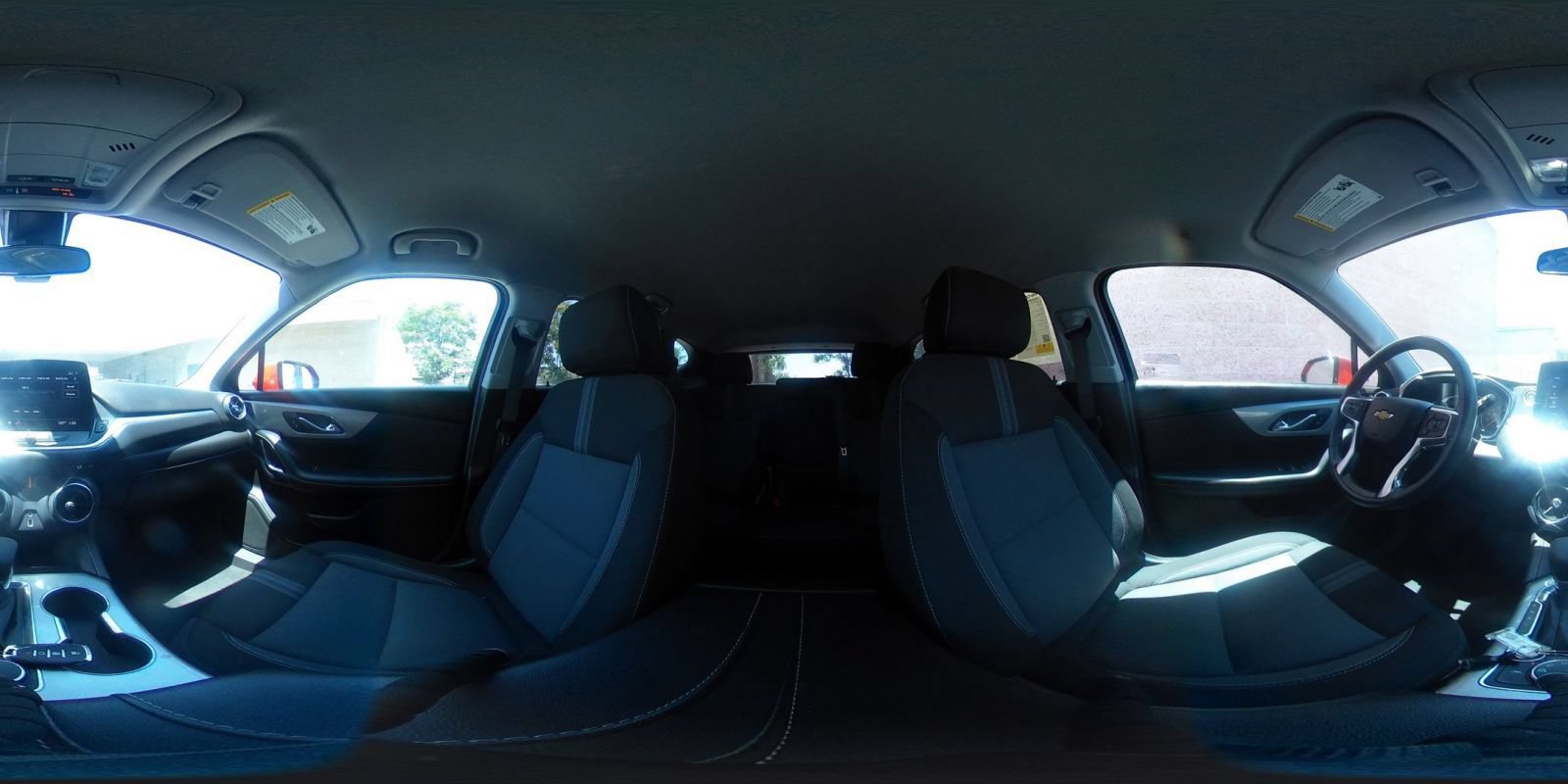 Used 2025 Chevrolet Blazer LT FWD image 43