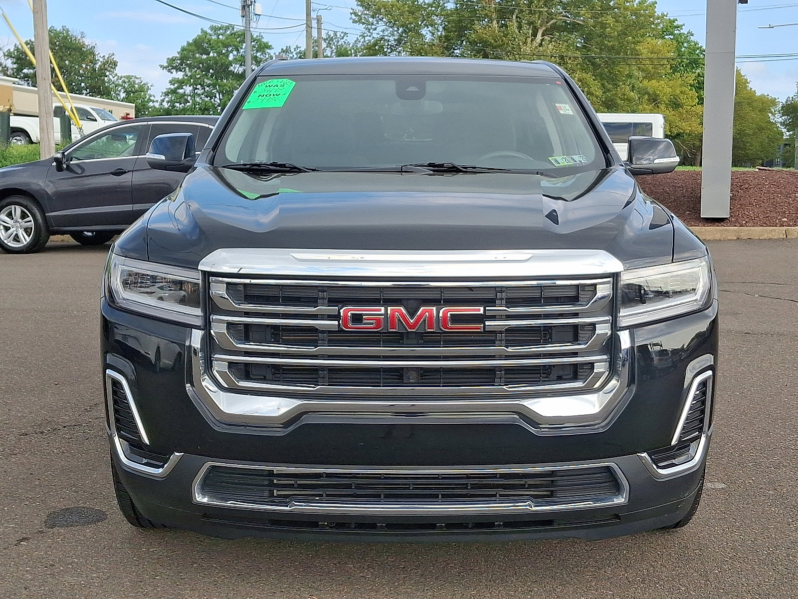 Used 2023 GMC Acadia SLE video 2