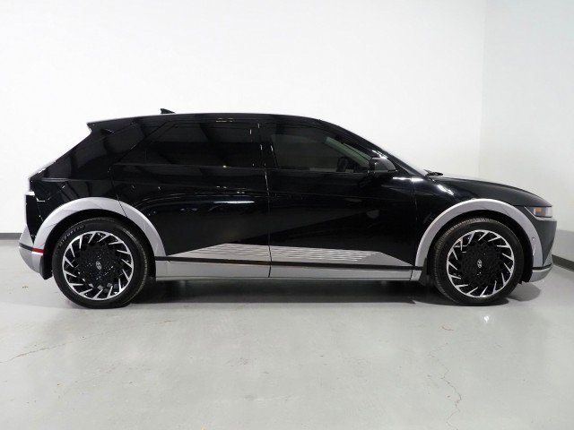 Used 2023 Hyundai Ioniq 5 Limited image 5