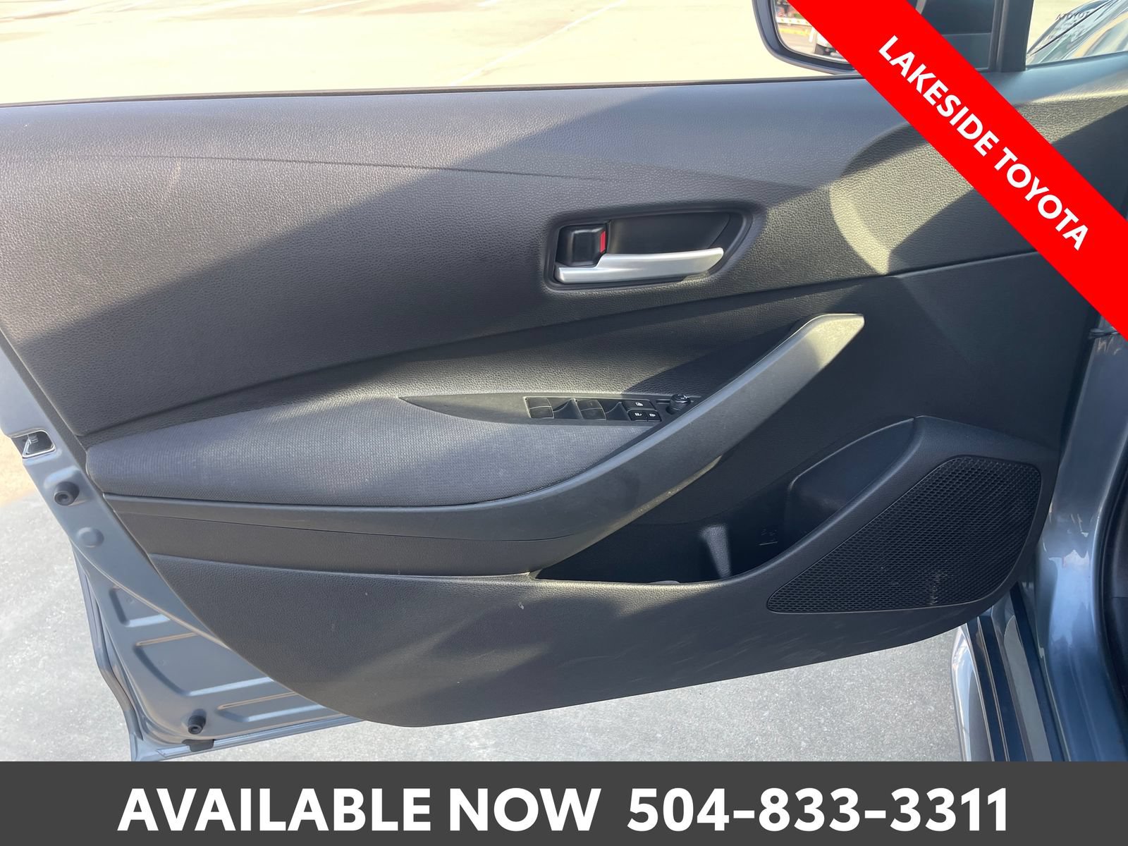 Used 2020 Toyota Corolla LE FWD image 22