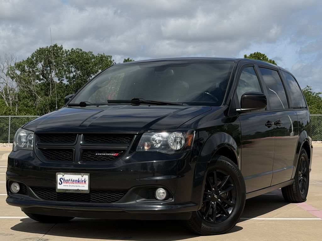 Used 2020 Dodge Grand Caravan GT FWD image 2