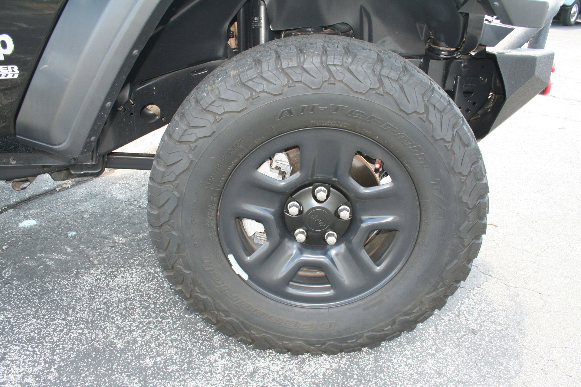 Used 2020 Jeep Wrangler Sport AWD/4WD image 24