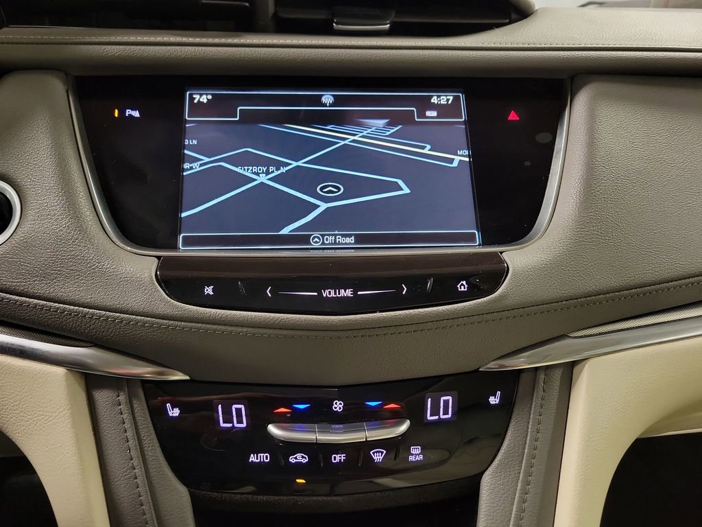 Used 2017 Cadillac XT5 Luxury image 19