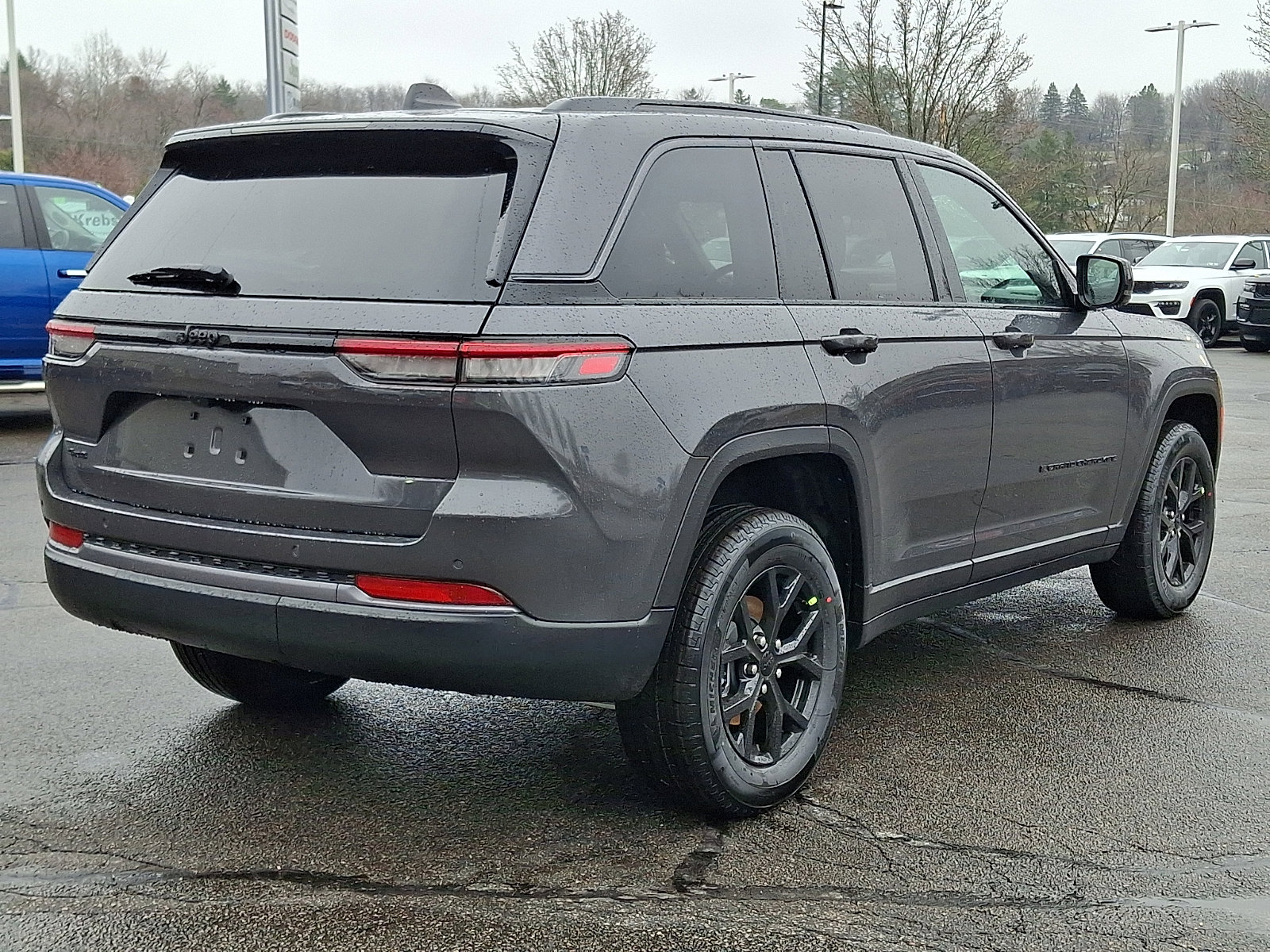 New 2026 Jeep Grand Cherokee Altitude image 6