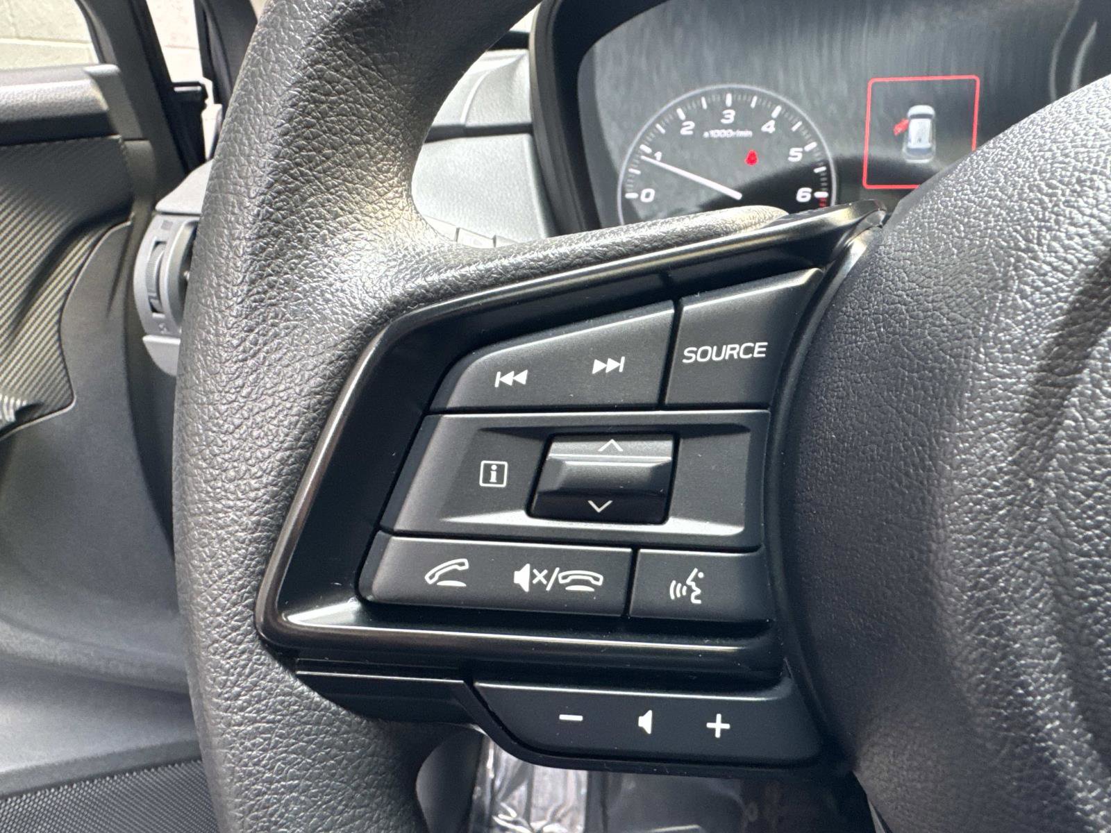 Used 2025 Subaru Crosstrek 2.0i Premium image 19