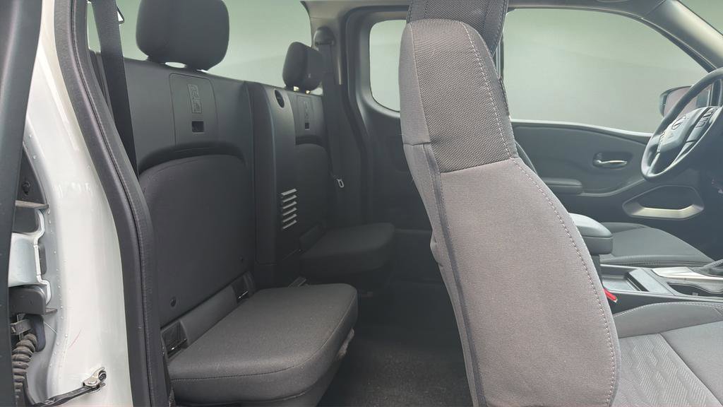 Certified 2024 Nissan Frontier SV w/ Technology Package image 19