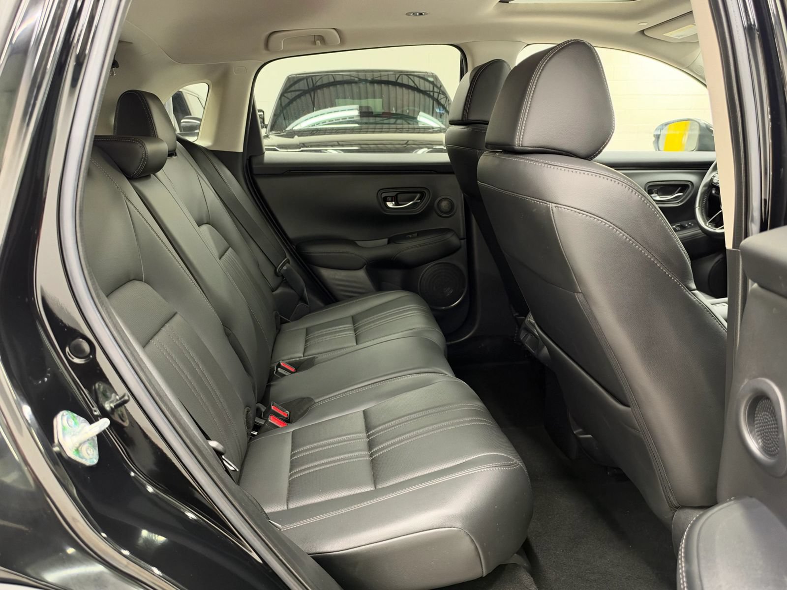 Used 2024 Honda HR-V EX-L image 21