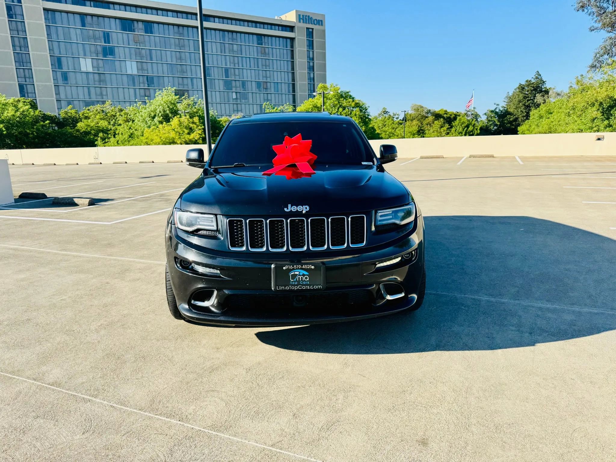 Used 2014 Jeep Grand Cherokee SRT8 w/ Luxury Group II image 5
