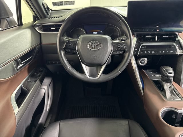 Used 2023 Toyota Venza XLE AWD/4WD image 24