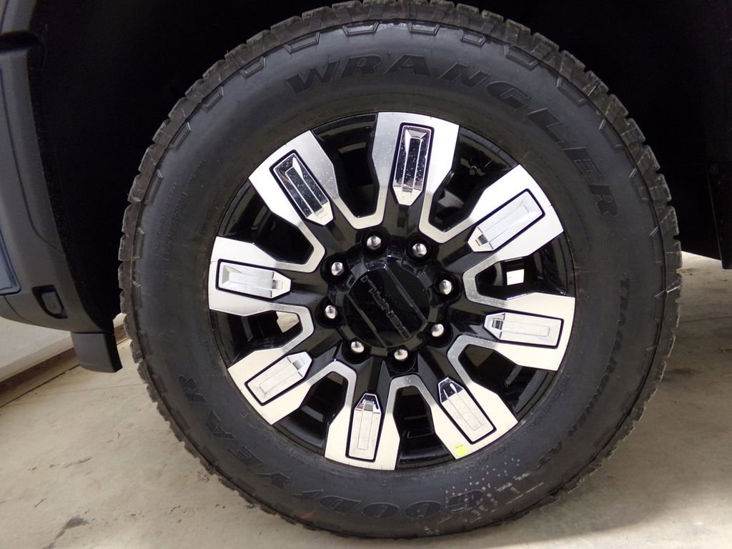 New 2025 GMC Sierra 2500 Denali w/ Technology Package image 29