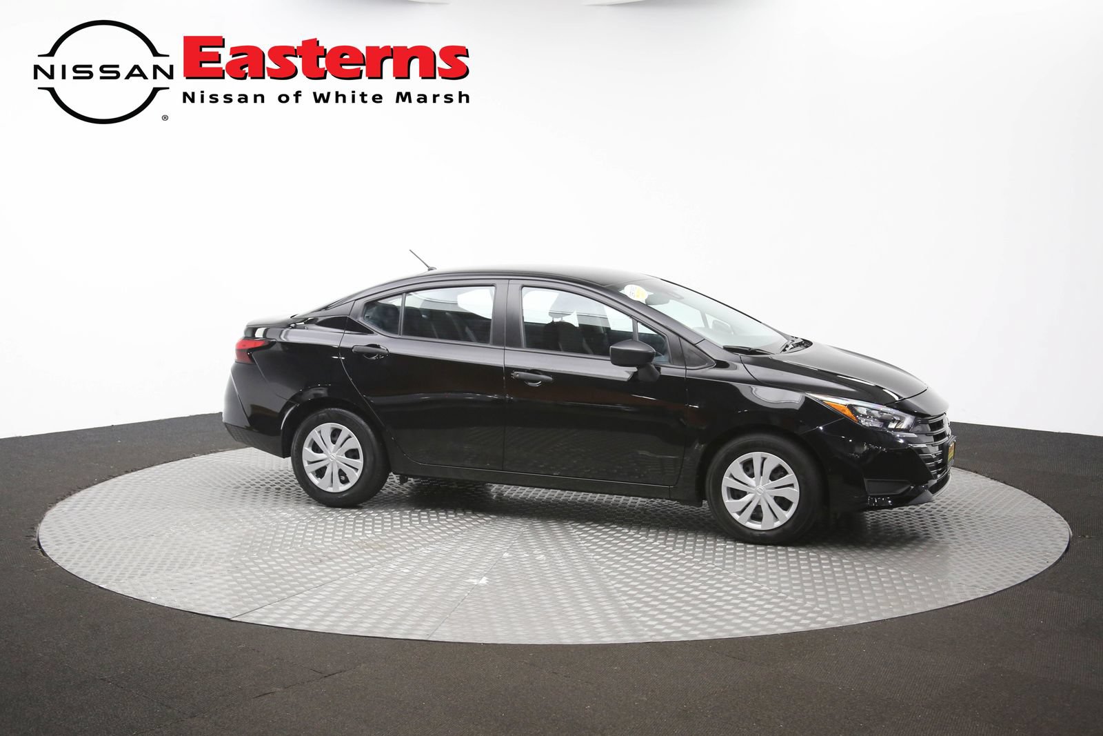 Used 2025 Nissan Versa S FWD image 45