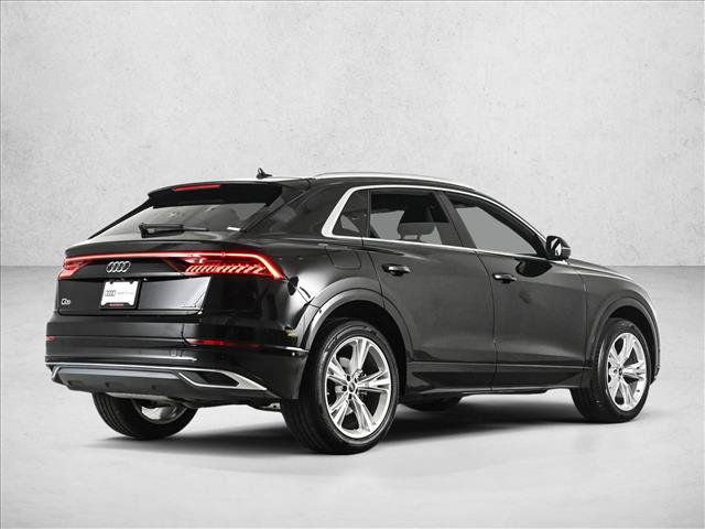 Used 2023 Audi Q8 Premium AWD/4WD image 5