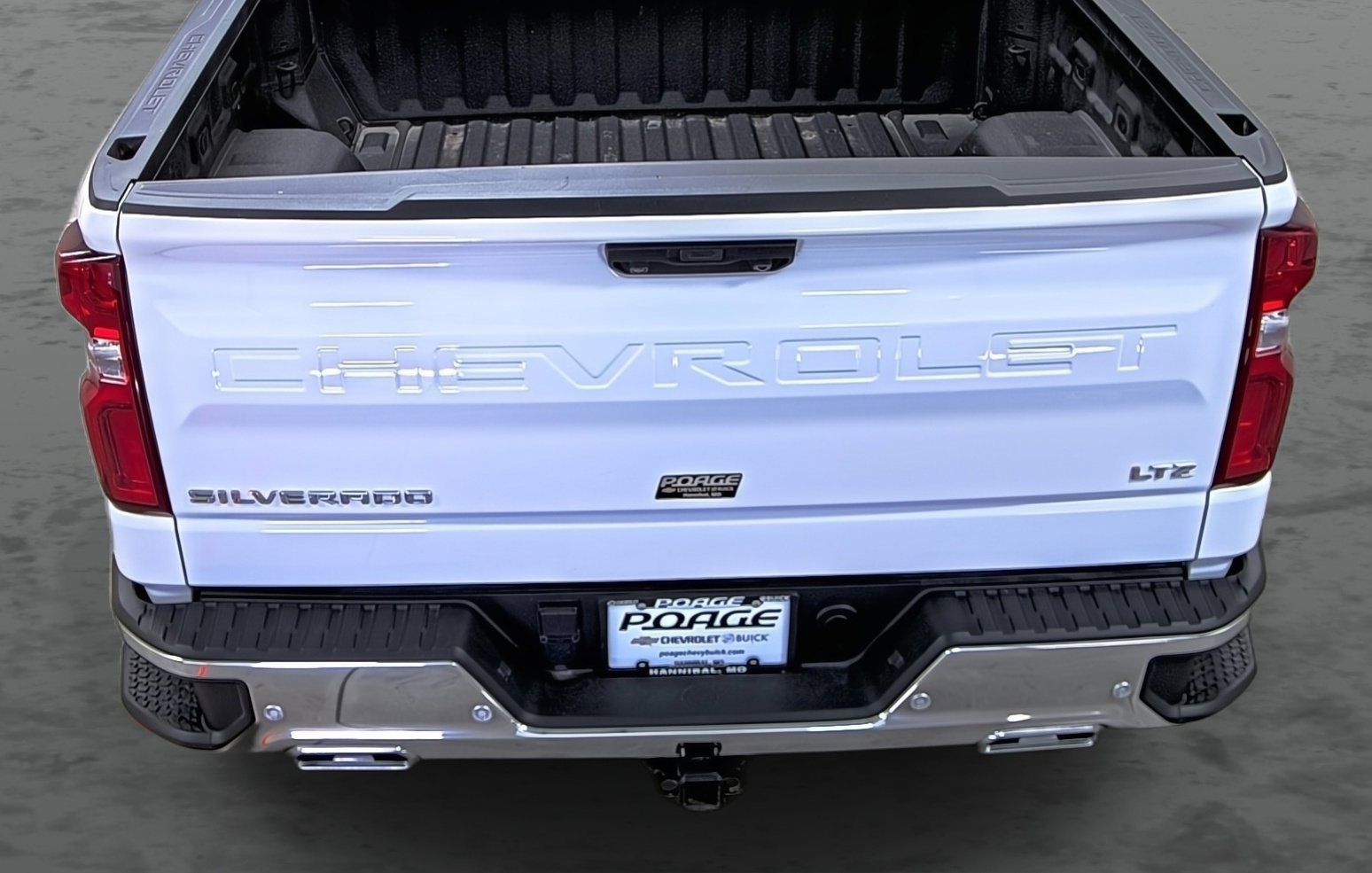 Used 2024 Chevrolet Silverado 1500 LTZ w/ Z71 Off-Road Package image 11