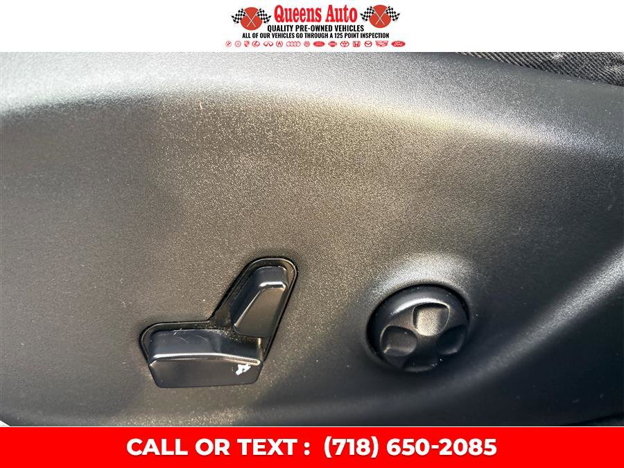 Used 2019 Jeep Cherokee Latitude Plus w/ Cold Weather Group image 21