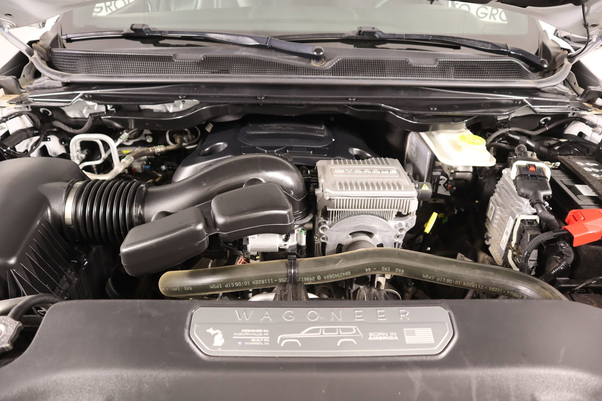 Used 2023 Jeep Wagoneer 4WD w/ Premium Group I image 22