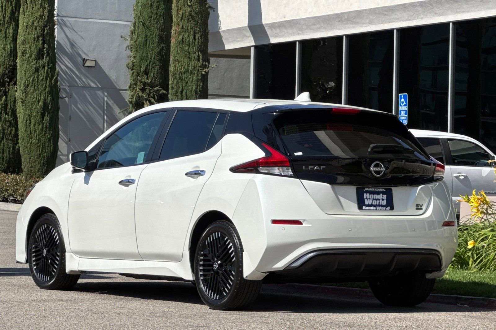 Used 2023 Nissan Leaf SV Plus FWD image 6