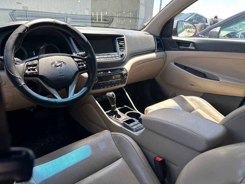 Used 2017 Hyundai Tucson SE Plus AWD/4WD image 6