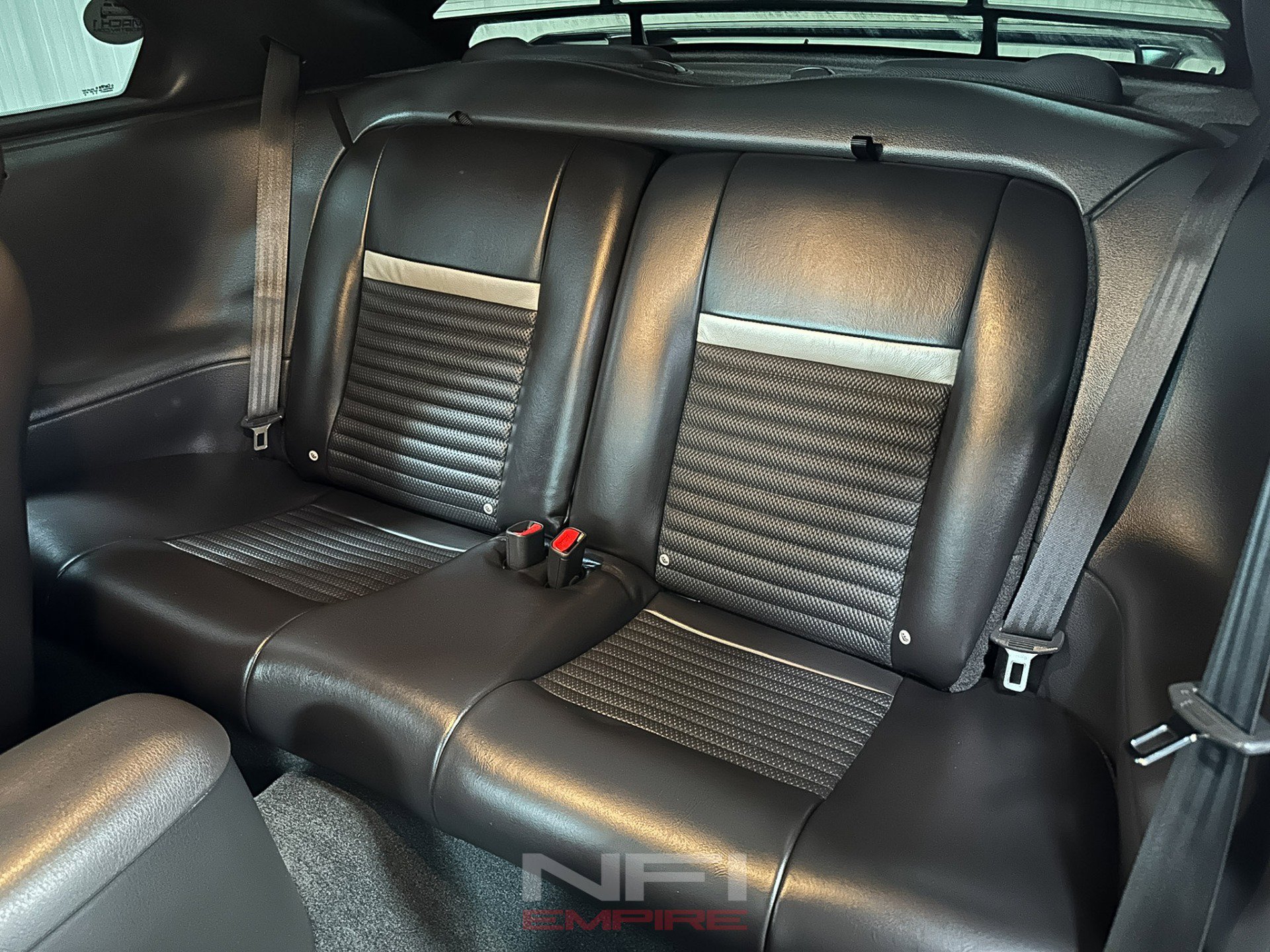 Used 2004 Ford Mustang Mach 1 RWD image 34