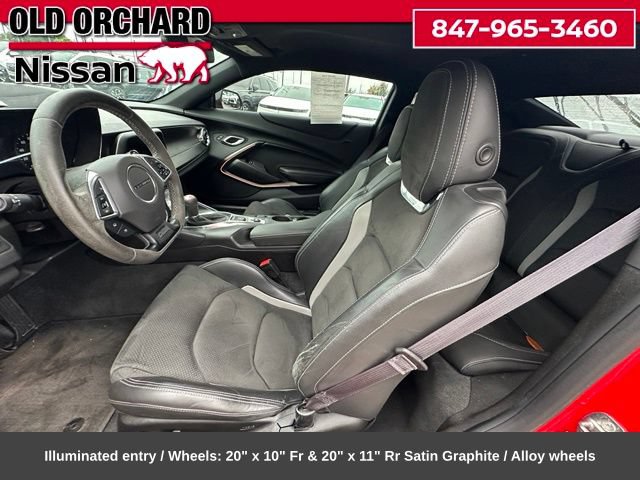 Used 2017 Chevrolet Camaro SS RWD image 12