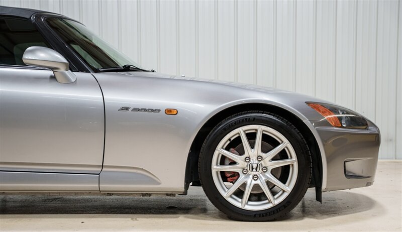 Used 2000 Honda S2000 image 32