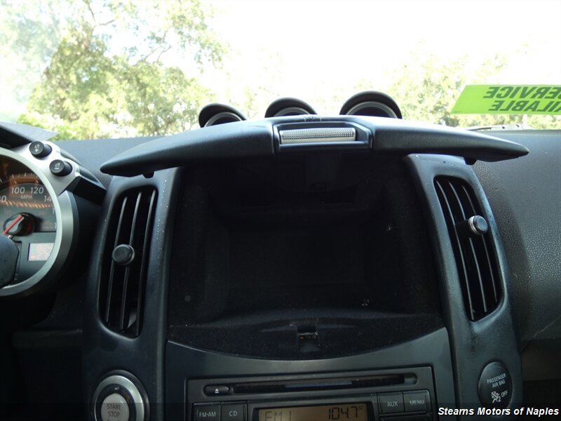 Used 2010 Nissan 370Z Coupe RWD image 30