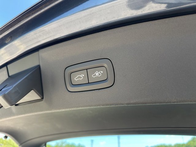Used 2023 Polestar Polestar 2 w/ Pilot Pack image 31