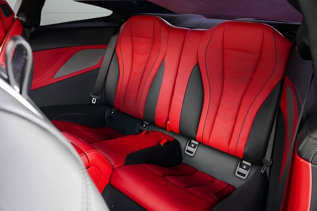 Used 2023 BMW M850i xDrive Coupe image 70