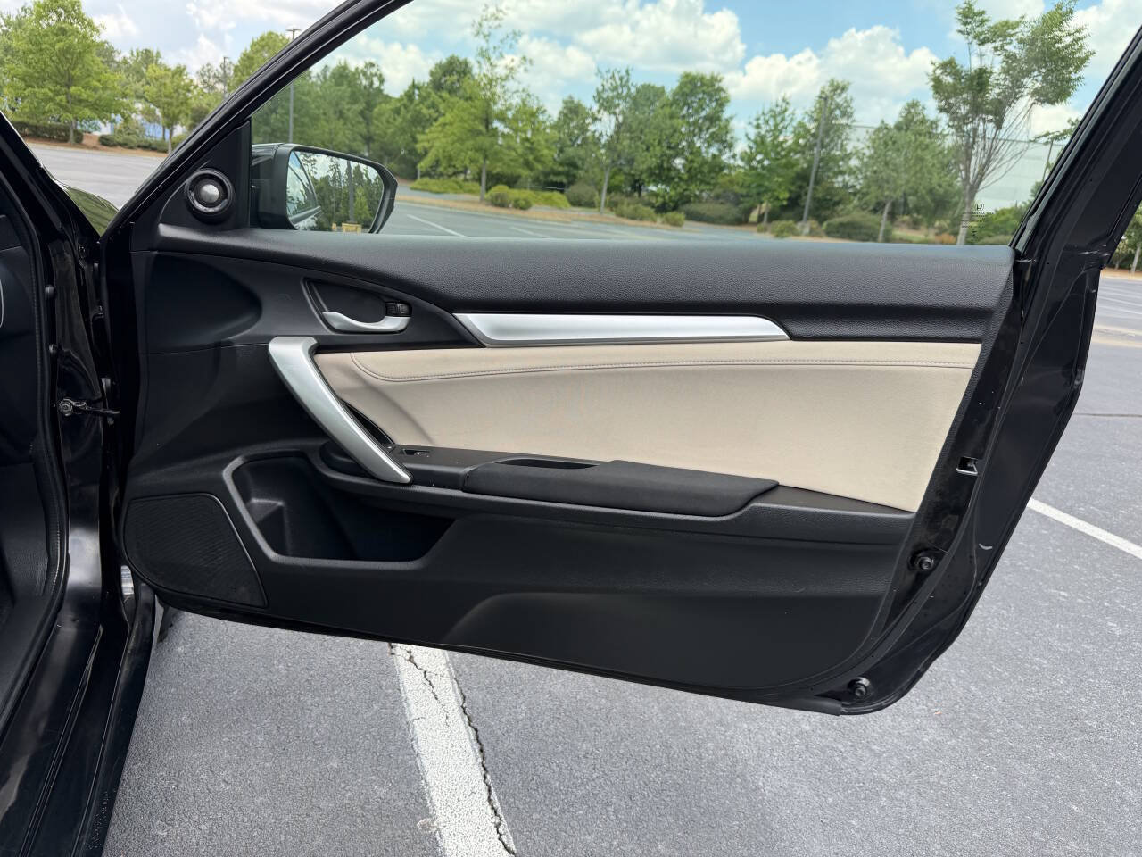 Used 2016 Honda Civic EX-T image 17