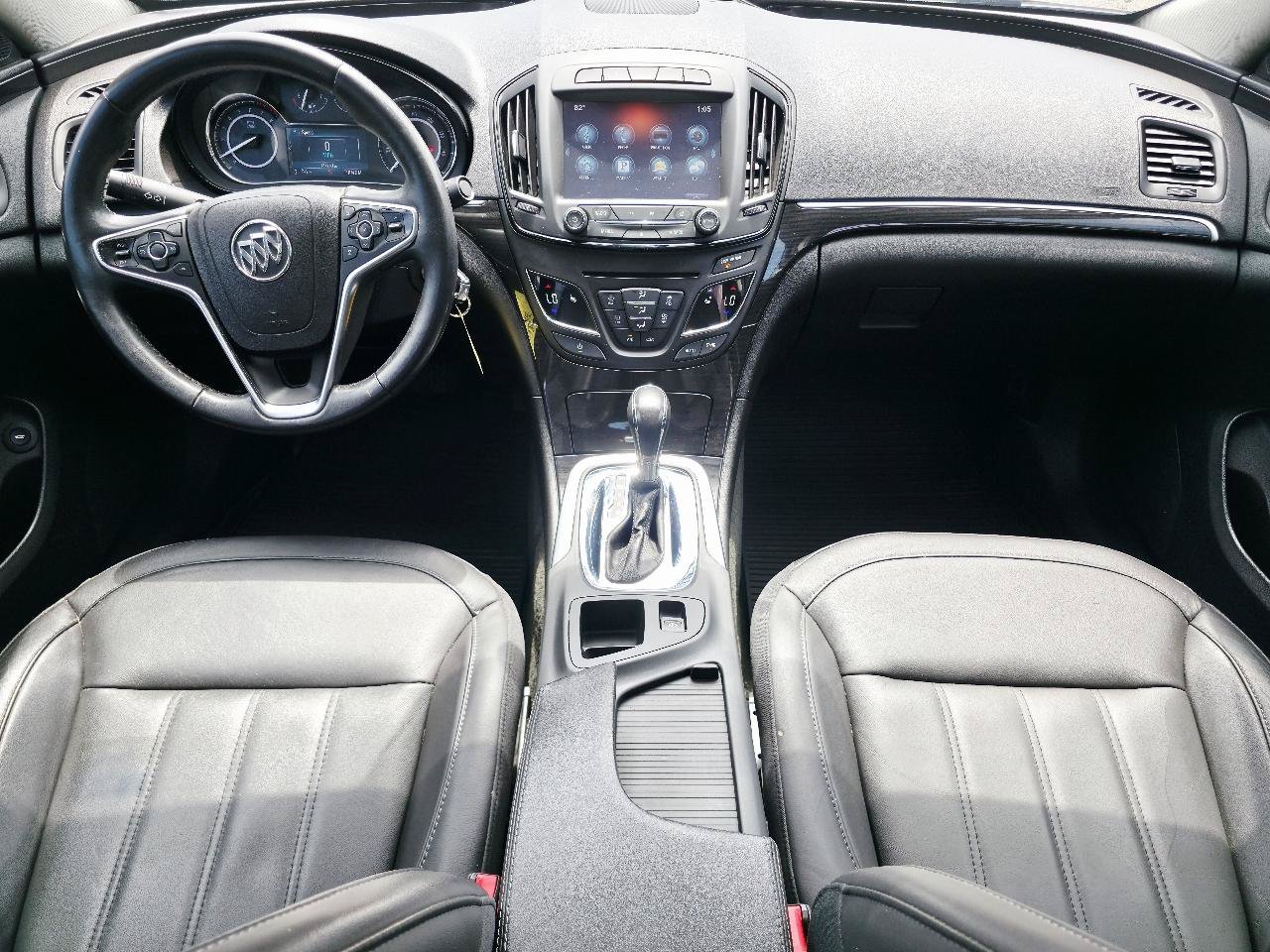 Used 2017 Buick Regal Sport Touring FWD image 22
