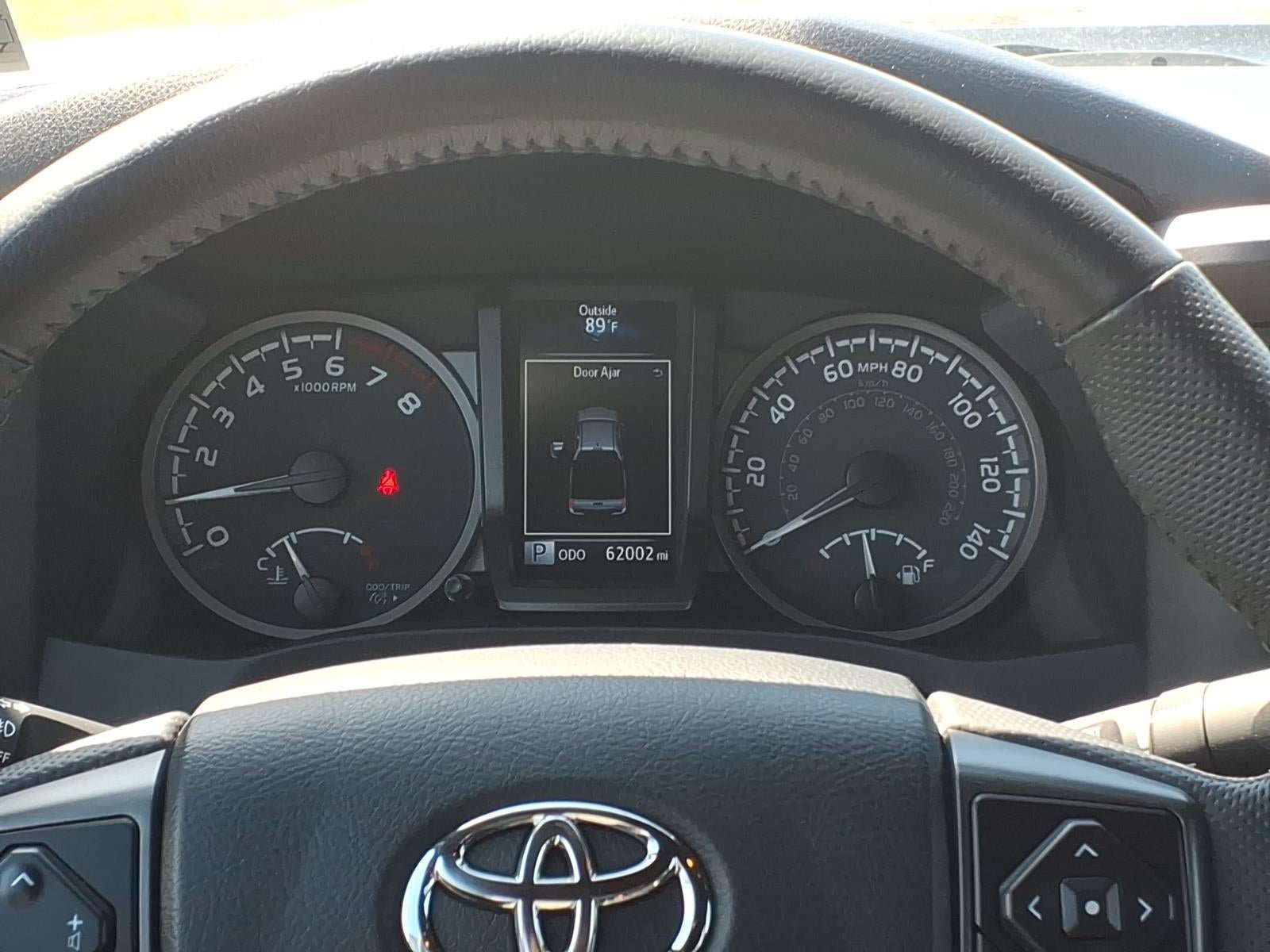 Used 2023 Toyota Tacoma TRD Off-Road w/ Technology Package AWD/4WD image 9