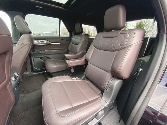 Used 2025 Ford Explorer Platinum w/ LUX Leather Package image 26