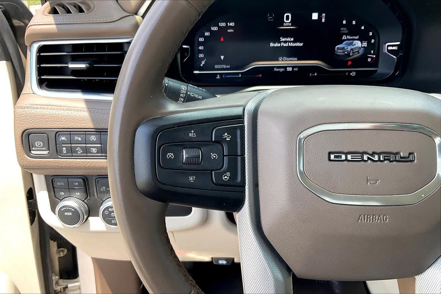 Used 2023 GMC Yukon Denali AWD/4WD image 23