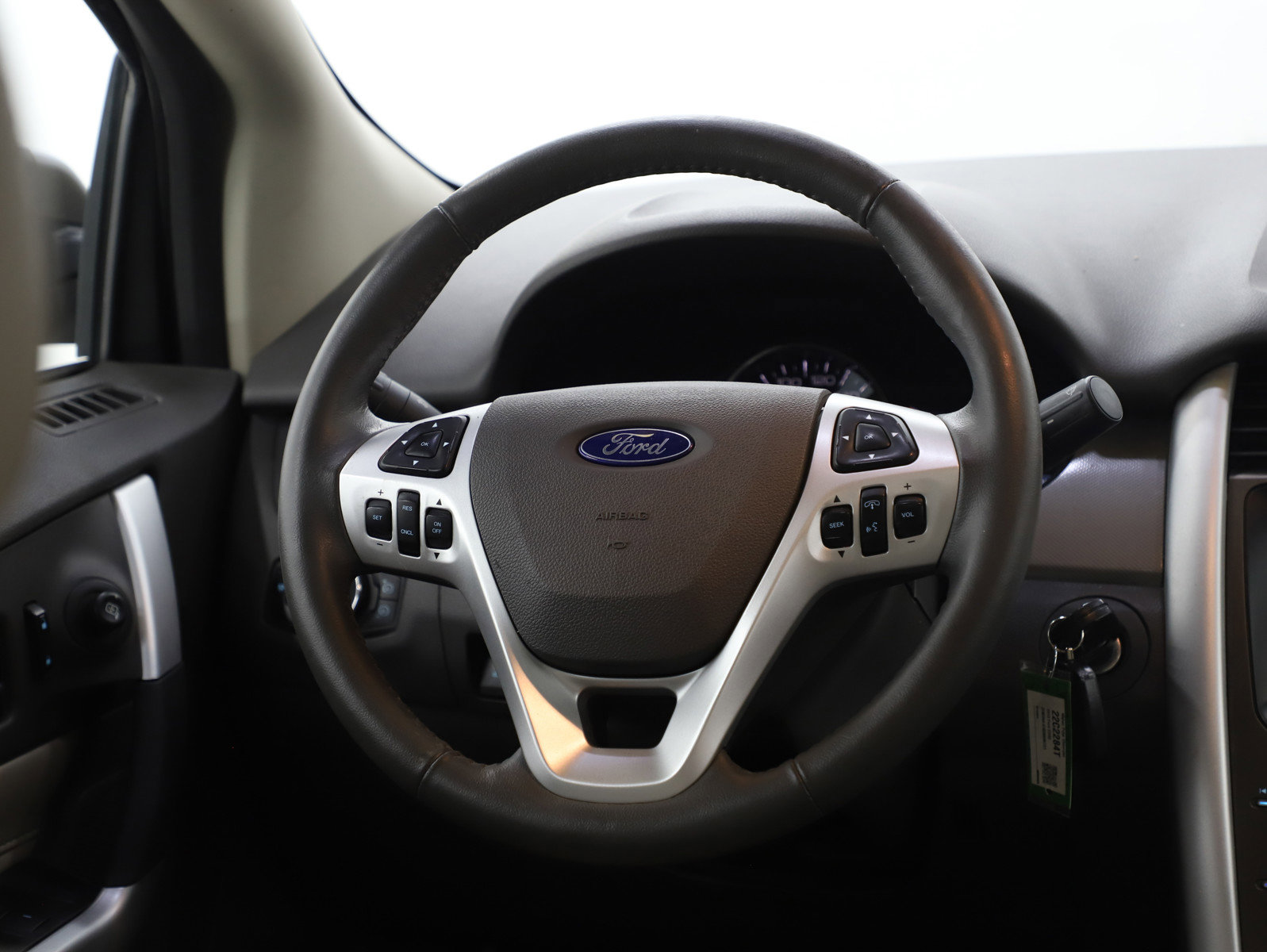Used 2013 Ford Edge SEL image 16