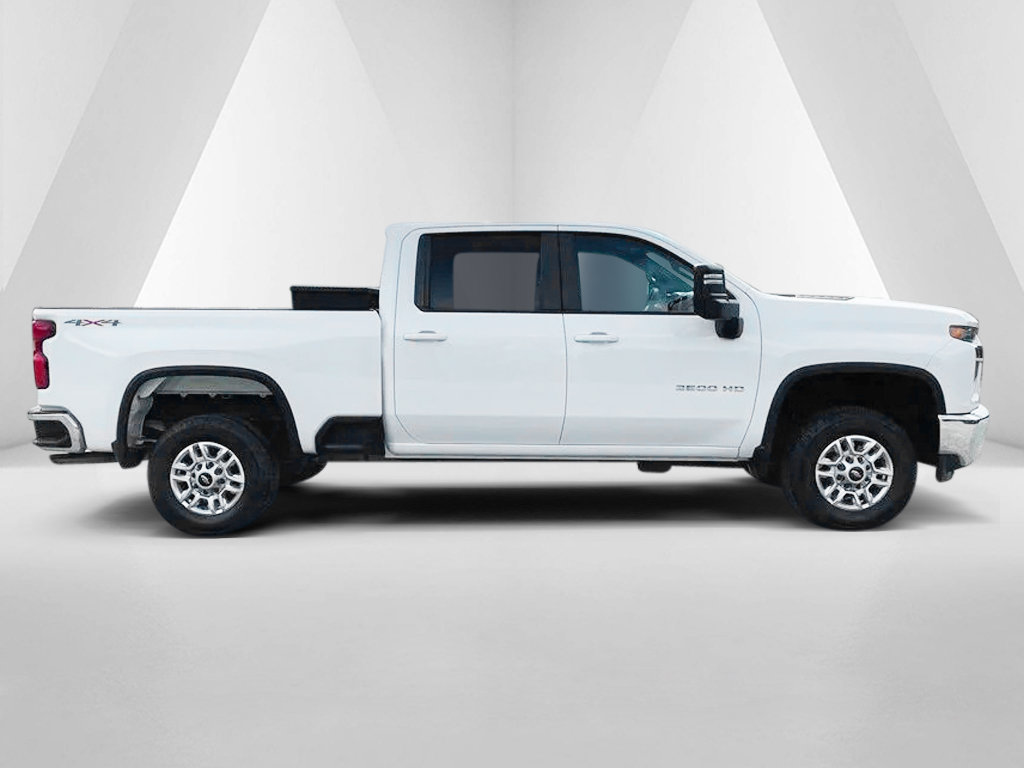 Used 2023 Chevrolet Silverado 2500 LT AWD/4WD image 10