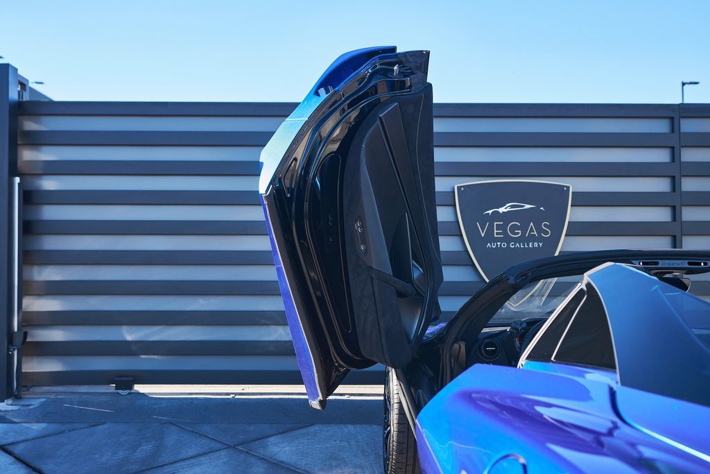 Used 2024 McLaren 750S Spider image 31