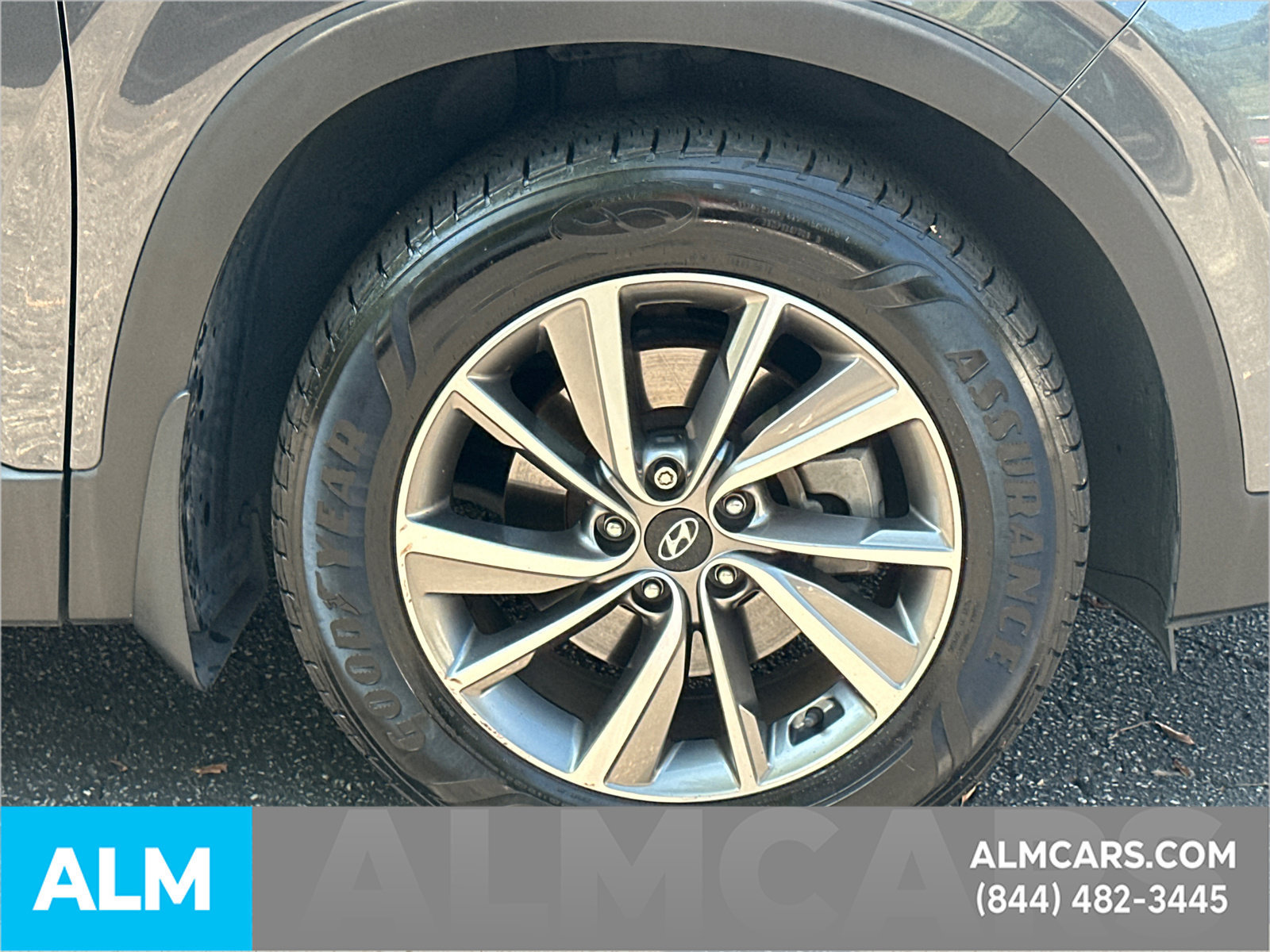 Used 2020 Hyundai Santa Fe Limited FWD image 14
