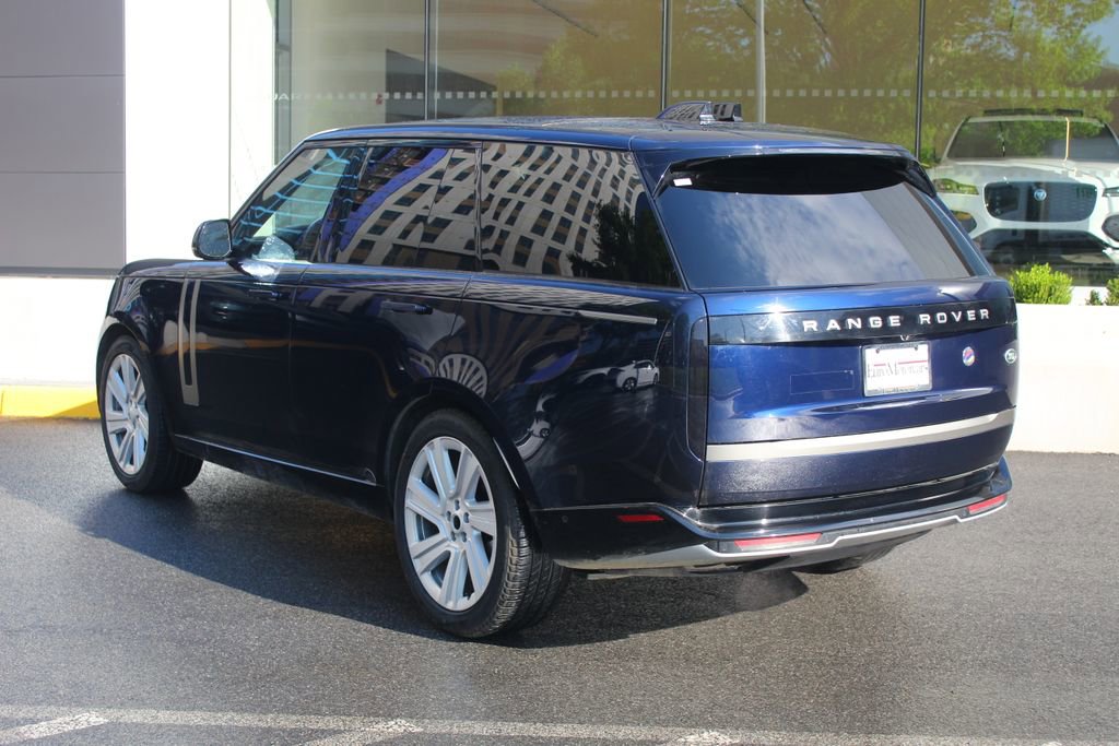Used 2023 Land Rover Range Rover SE AWD/4WD image 11