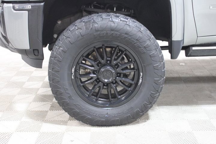 Used 2024 GMC Sierra 2500 Denali Ultimate AWD/4WD image 44
