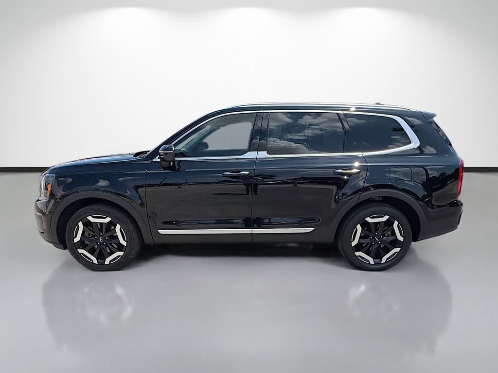 Certified 2024 Kia Telluride S FWD image 6