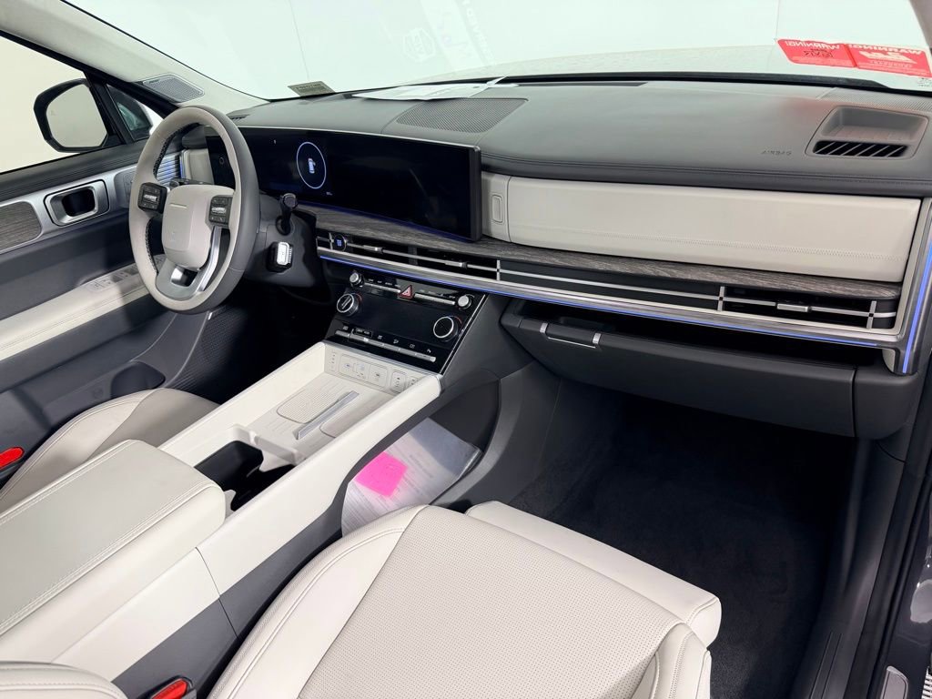 Used 2025 Hyundai Santa Fe Calligraphy AWD/4WD image 31