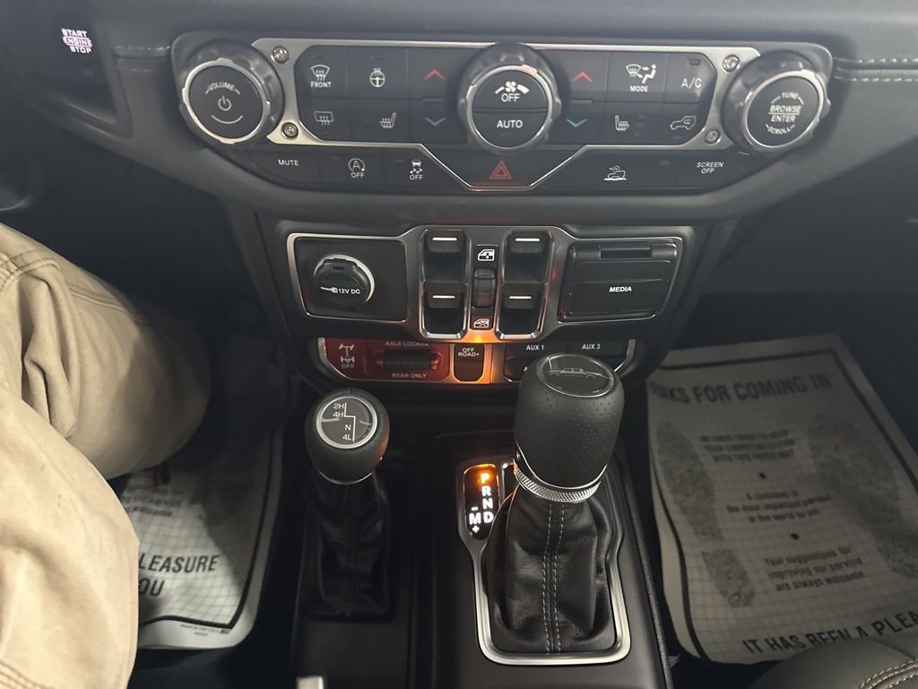 New 2026 Jeep Gladiator Mojave image 45