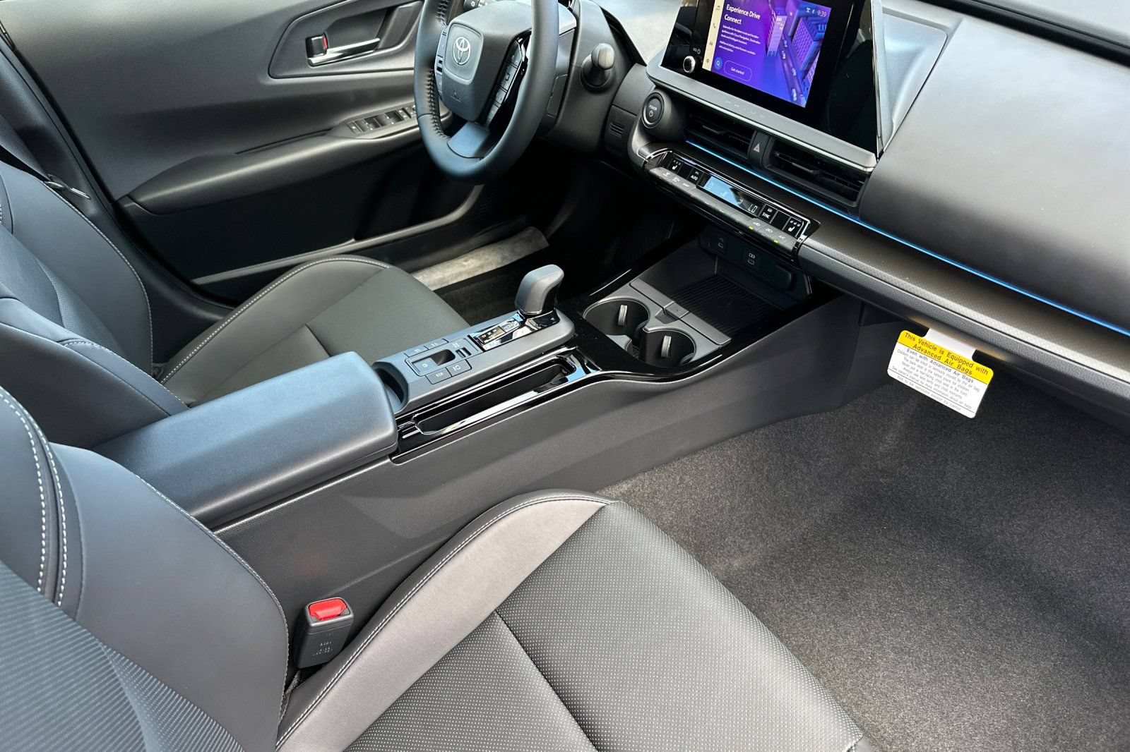 New 2027 Toyota Prius Plug-In Hybrid FWD image 18
