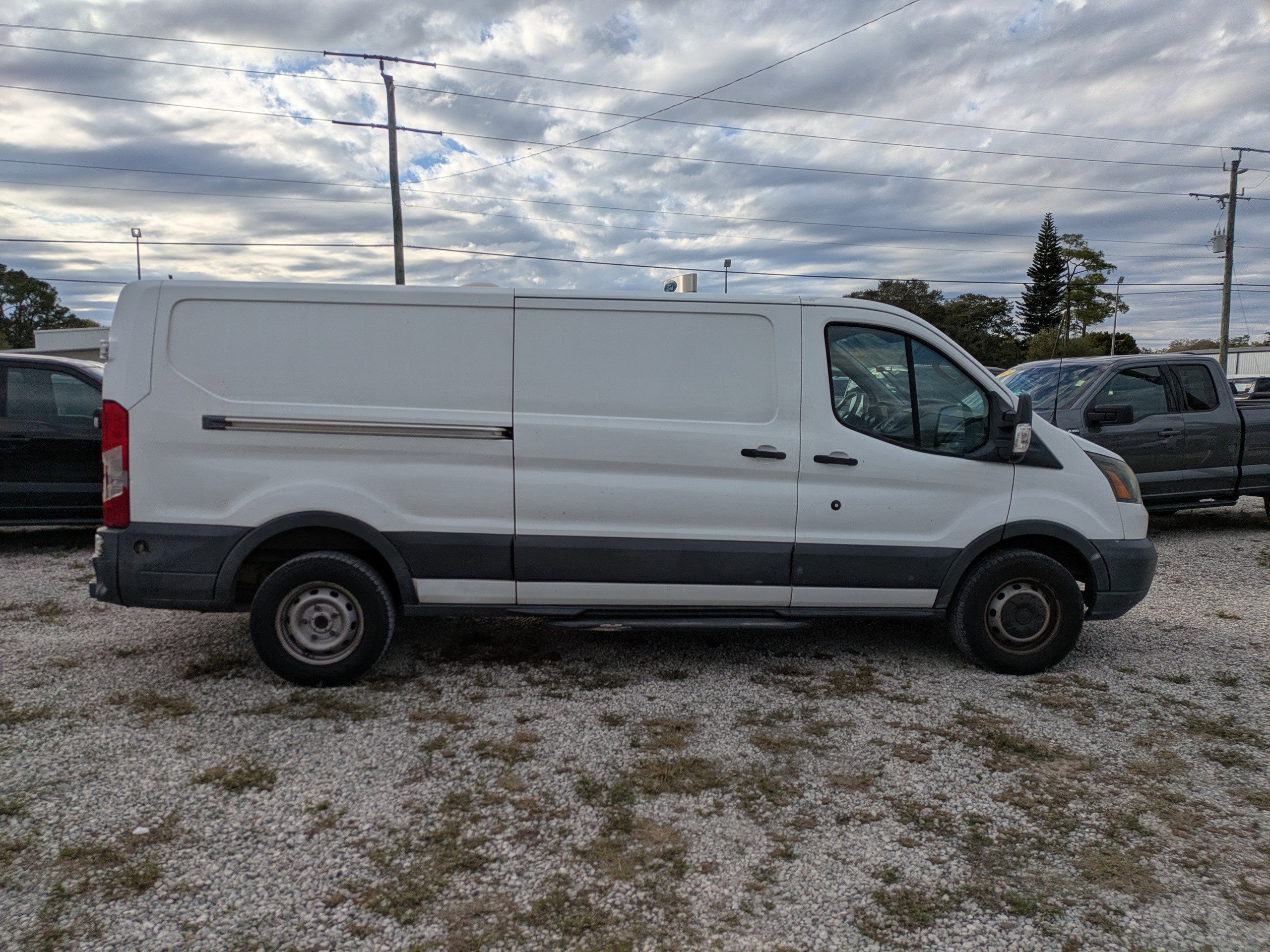 Used 2015 Ford Transit 350 148 Low Roof RWD image 3