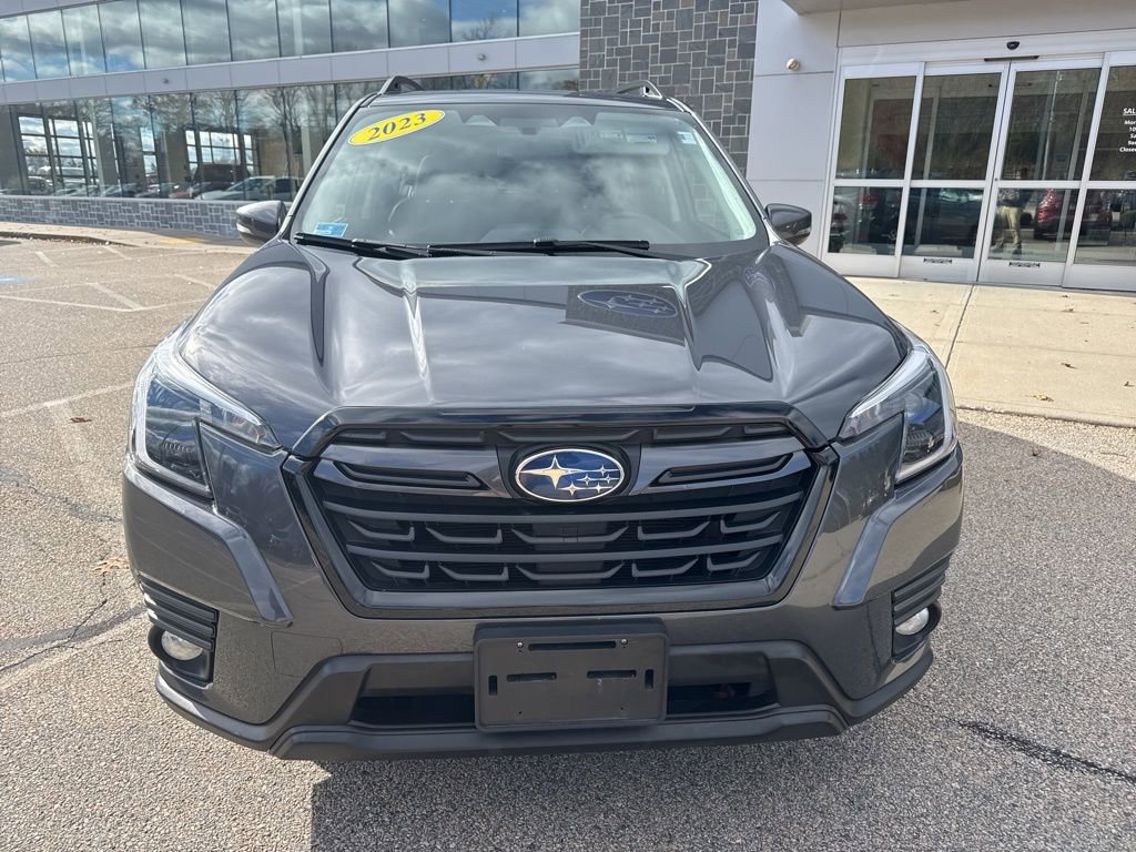 Used 2023 Subaru Forester Limited image 6