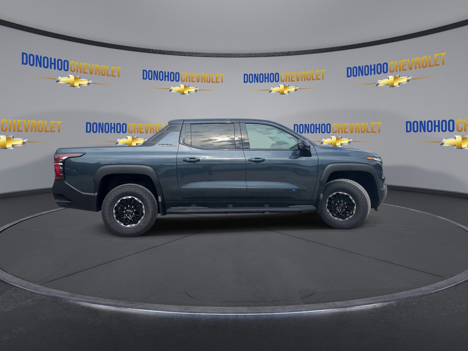 New 2026 Chevrolet Silverado EV Trail Boss w/ Premium Package image 12