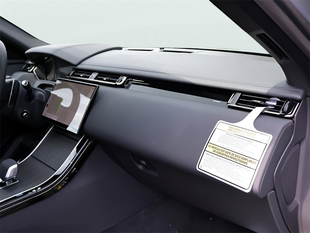 New 2026 Land Rover Range Rover Velar Dynamic SE image 11
