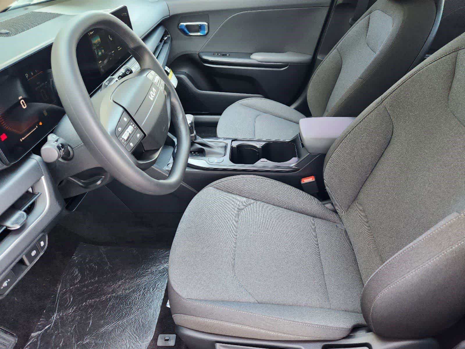 Certified 2025 Kia K4 FWD image 10