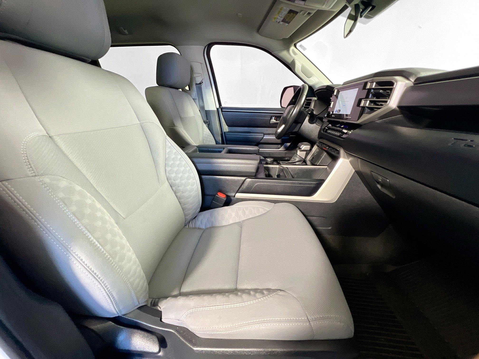 Used 2024 Toyota Tundra SR5 RWD image 30