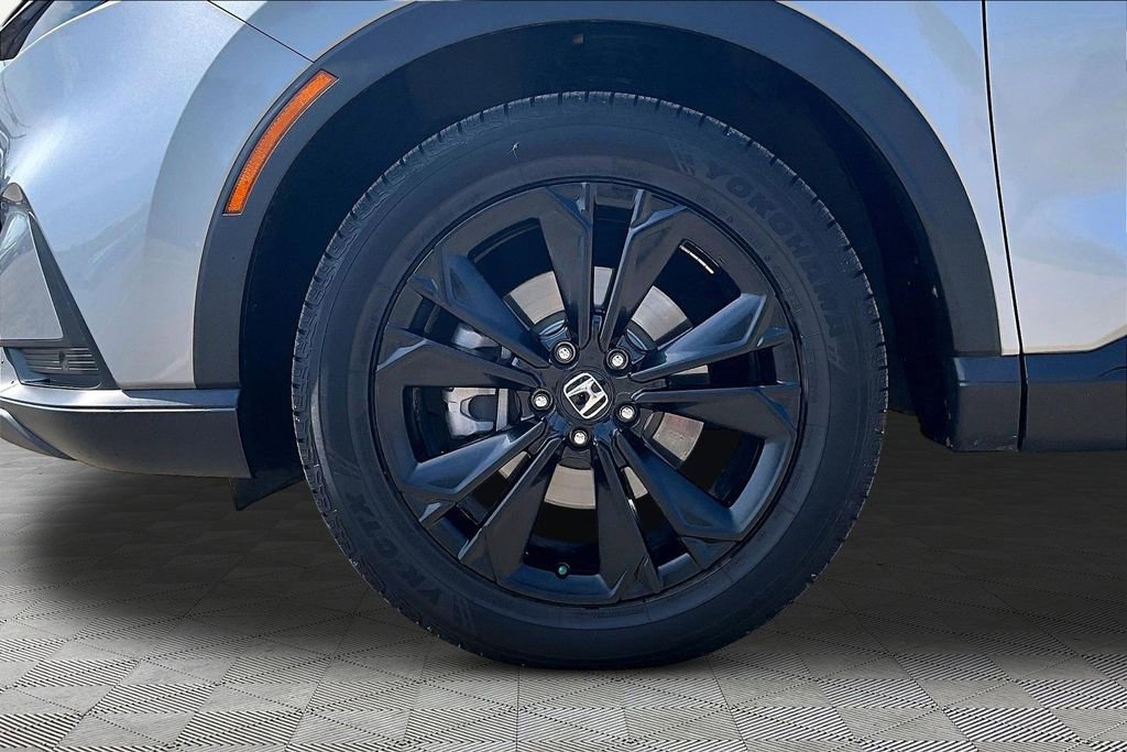 Used 2024 Honda CR-V Sport Touring image 9